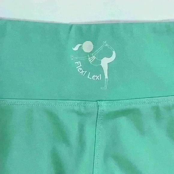 Flexi Lexi Capri Pilates leggings, Size Small - Picture 9 of 10